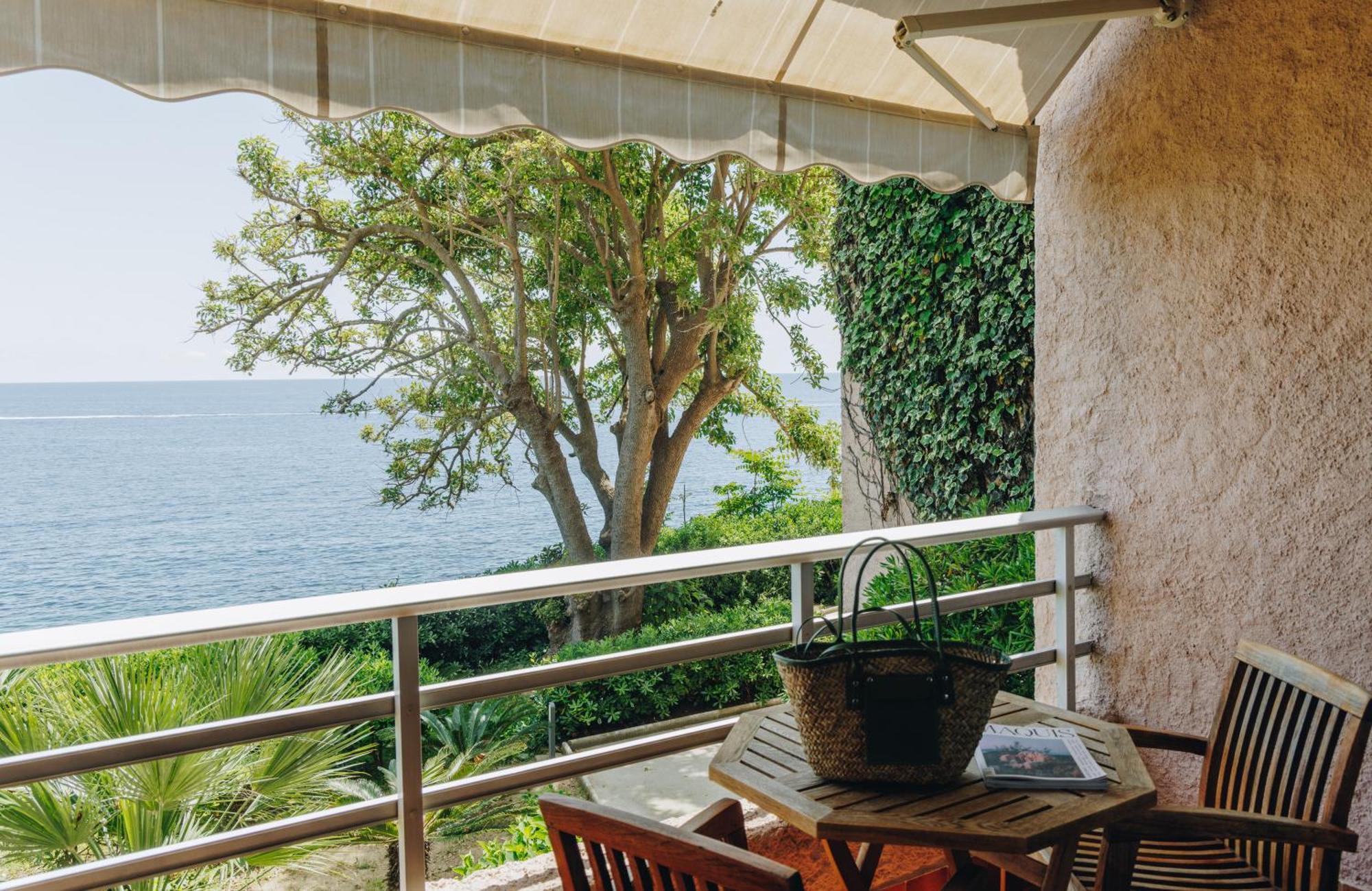 Alivi Hotel